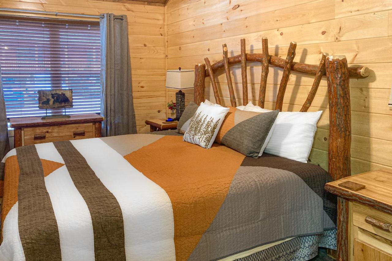 The Lazy Bear Villa Pigeon Forge Ngoại thất bức ảnh